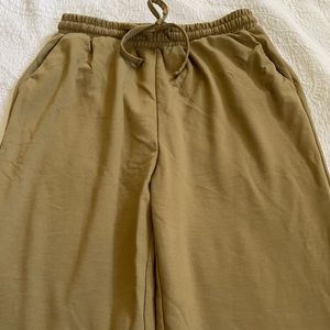 NWOT Khaki joggers
